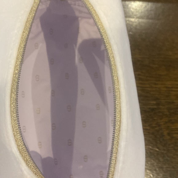 Dior Silk Eye Mask - Picture 6 of 7